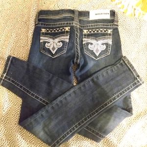 Woman's Affiction Raquel skinny jeans